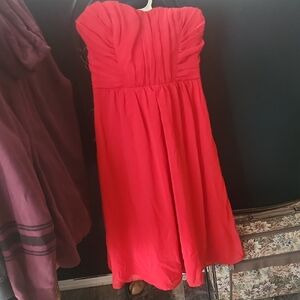 SOLD 10 For $30 ✨️Elegant Red Womens Strapless Dress